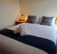 Club Yamba Luxury Hilltop Villas - Mackay Tourism