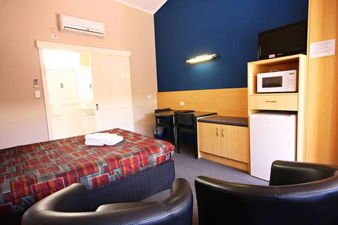 Downs Motel - Mackay Tourism 4
