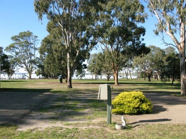 Eagle Point VIC Mackay Tourism