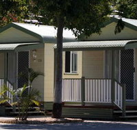 Emerald Cabin  Caravan Village - Mackay Tourism
