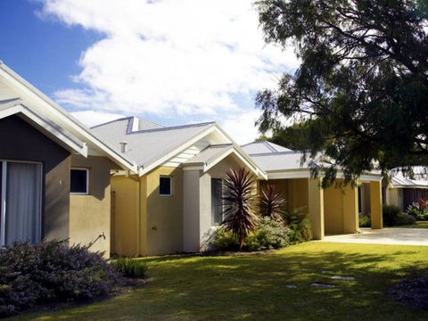 Forte Cape View Apartments - Mackay Tourism 1
