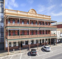 George Hotel  Cafe - Mackay Tourism