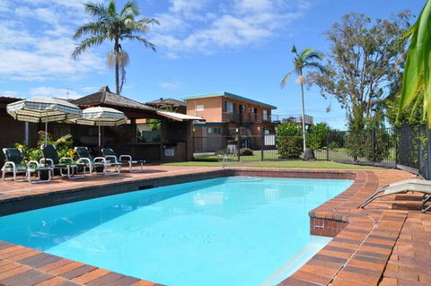 Haven Waters Motel And Apartments - Mackay Tourism 1