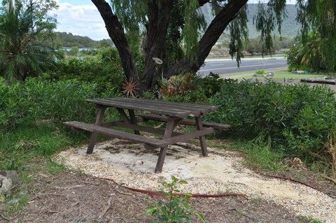 Haven Waters Motel And Apartments - Mackay Tourism 3