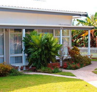 Hibiscus Crown - Mackay Tourism