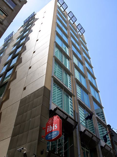 Ibis Melbourne Little Bourke Street - Mackay Tourism 0