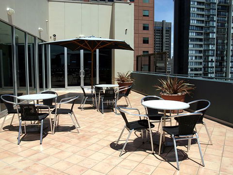 Ibis Melbourne Little Bourke Street - Mackay Tourism 3