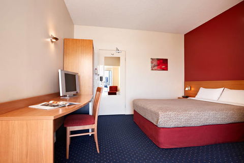 Ibis Melbourne Little Bourke Street - Mackay Tourism 4