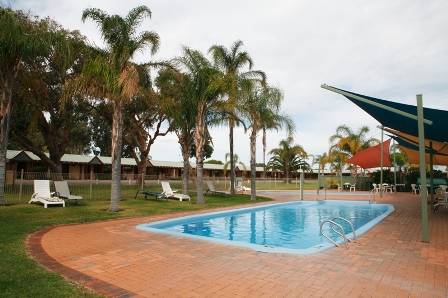 Kalbarri Palm Resort Golden Chain - Mackay Tourism 0