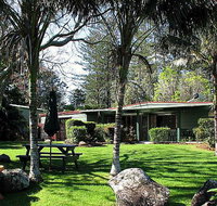 Kentia Holiday Accommodations - Mackay Tourism