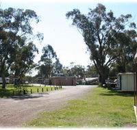 Lake Waranga Caravan Park  Holiday Camp - Mackay Tourism