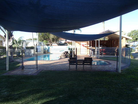 Laurieton Gardens Caravan Resort - Mackay Tourism 1