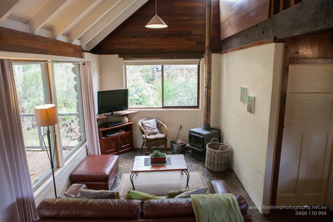 Margaret River Stone Cottages - Mackay Tourism 0