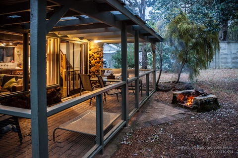 Margaret River Stone Cottages - Mackay Tourism 7