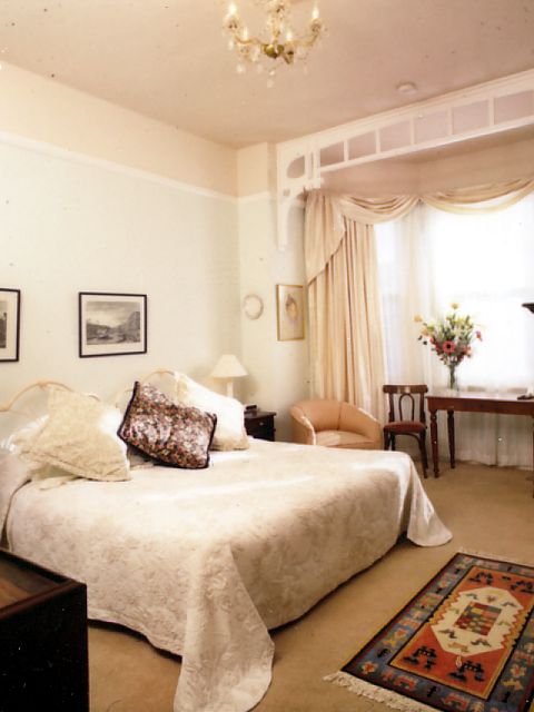 Merre Be's Honeymoon House - Mackay Tourism 0