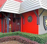 New England Motor Lodge - Mackay Tourism