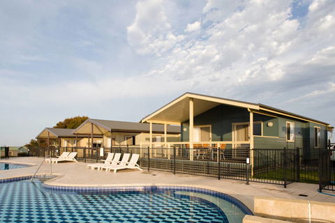 NRMA Merimbula Beach Holiday Park - Mackay Tourism 6