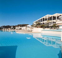 Opal Cove Resort - Mackay Tourism