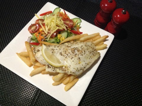 Parkside Motel & Licensed Restaurant - Mackay Tourism 1