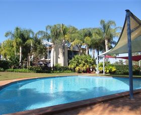 Villa Tarni Apartments - Mackay Tourism 0