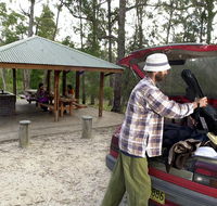 Cypress-pine campground - Mackay Tourism