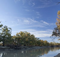 Darling River campground - Mackay Tourism