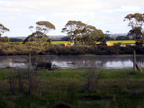 Seal Bay Cottages (Kaiwarra) - Mackay Tourism 4