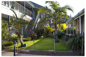 Shellharbour Village Motel - Mackay Tourism 0