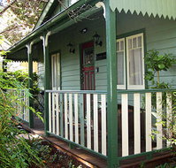 Strawberry Patch Cottage - Mackay Tourism