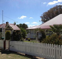 Tenterfield Luxury Historic c1895 Cottage - Mackay Tourism