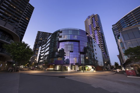 The Sebel Residences Melbourne Docklands - Mackay Tourism 1