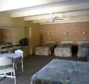 Spanish Lantern Motor Inn Parkes - Mackay Tourism
