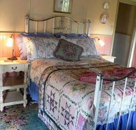 The Witches Garden - Cottage on the Creek - Mackay Tourism