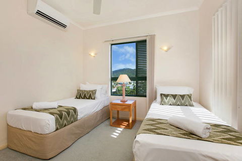 Tropic Towers Apartments - Mackay Tourism 9