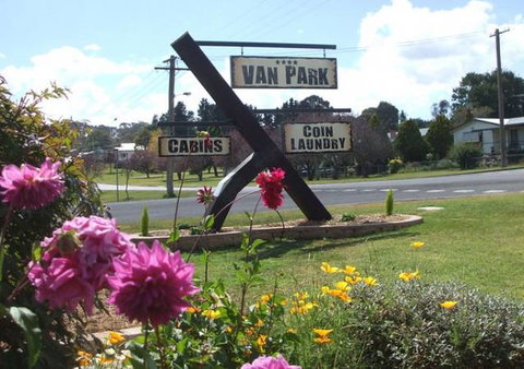 Walcha Caravan Park - Mackay Tourism 0