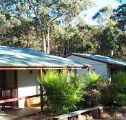 Warrawee Cottages - Mackay Tourism