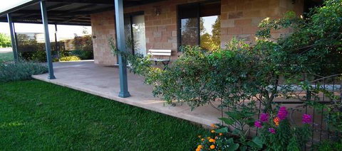 Welcome Cottage Executive Serviced Accommodation - Mackay Tourism 1