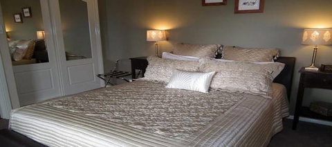 Welcome Cottage Executive Serviced Accommodation - Mackay Tourism 4