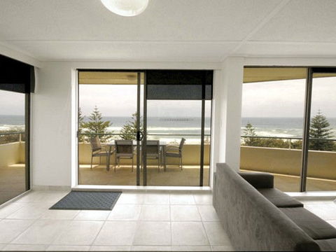 Wyuna Beachfront Holiday Apartments - Mackay Tourism 2