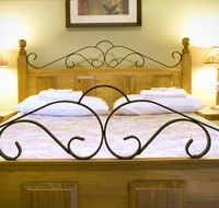 Balingup Rose Bed and Breakfast - Mackay Tourism