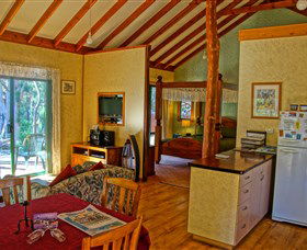 Yelverton Brook Eco Spa Retreat And Conservation Sanctuary - Mackay Tourism 2