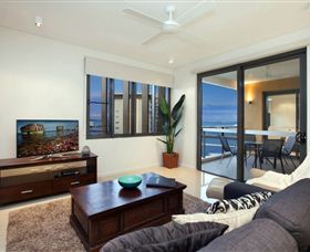 Absolute Waterfront Luxury Apartments - Mackay Tourism 5