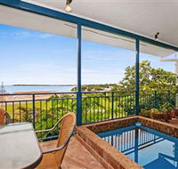 Beach View Holiday Villa - Mackay Tourism