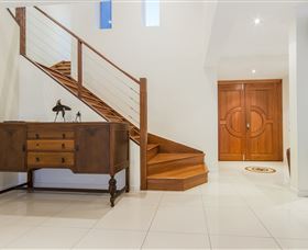 The Grand Broadbeach - Vogue Holiday Homes - Mackay Tourism 1