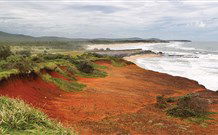 Lake Arragan And Red Cliff Campgrounds - Mackay Tourism 0