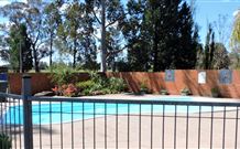 Castlereagh Motor Inn - Gilgandra - Mackay Tourism 1
