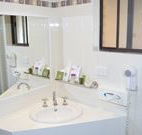 Hilltops Retreat Motor Inn - Young - Mackay Tourism