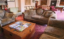 Hotel Blue - Katoomba - Mackay Tourism 0
