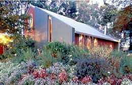 Clarendon Chalets - Mackay Tourism 0