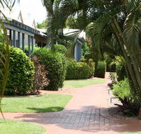 Broome Beach Resort - Mackay Tourism